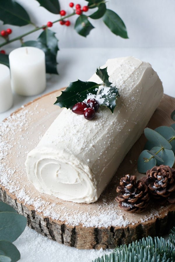 Is This The Vegan White Christmas Cake Of Your Dreams?